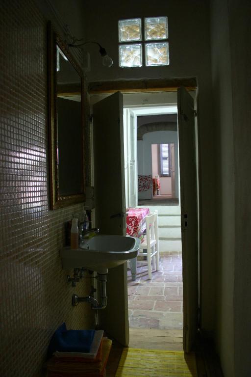 La Neviera Nel Pozzo Bed & Breakfast Offida Rom bilde